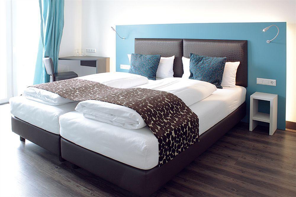 Hotel Volapuek Констанц Екстериор снимка