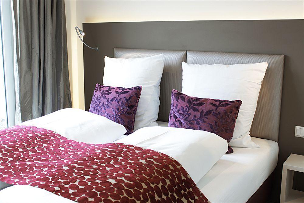 Hotel Volapuek Констанц Екстериор снимка